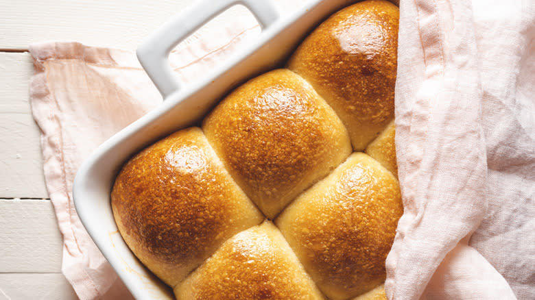 Dinner rolls in pan