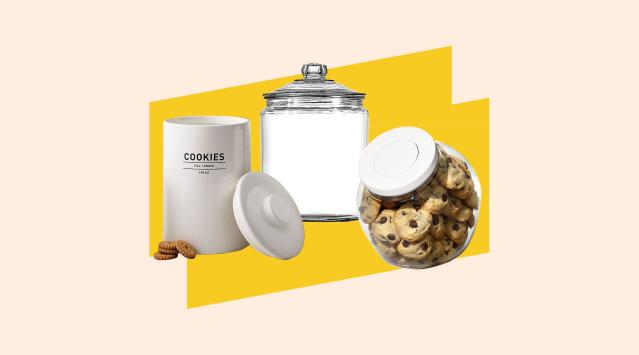  OXO Good Grips 3.0 Qt POP Medium Cookie Jar - Airtight Food  Storage - for Snacks and More, White and Clear - Food Tins