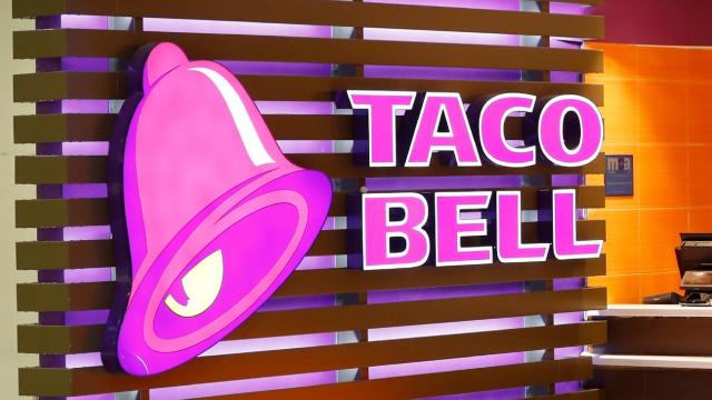 first taco bell logo