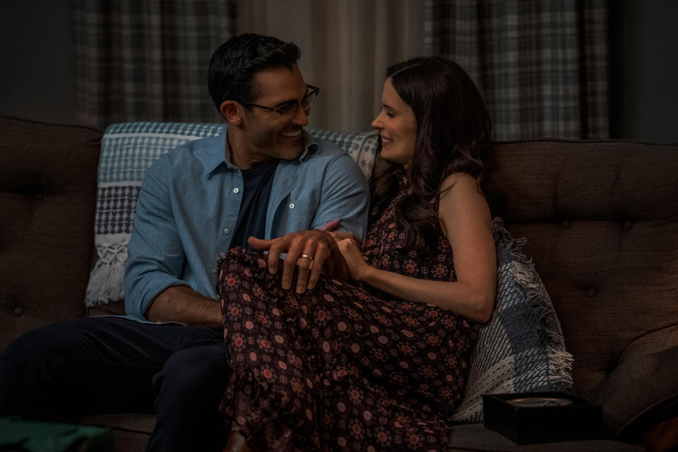 Tyler Hoechlin and Elizabeth Tulloch in ‘Superman & Lois’ (The CW)