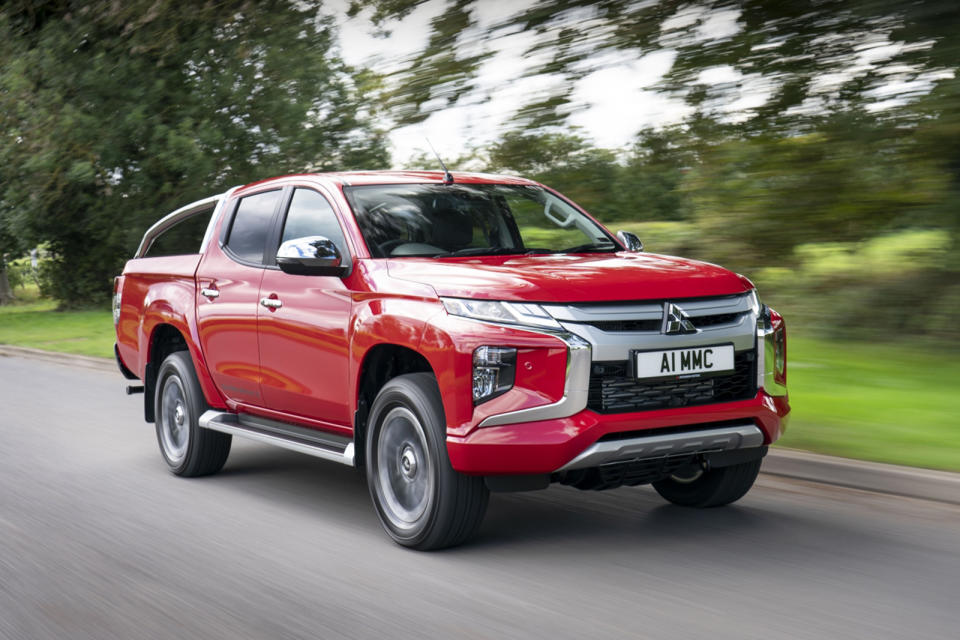 Mitsubishi L200 2019 road test review - hero front
