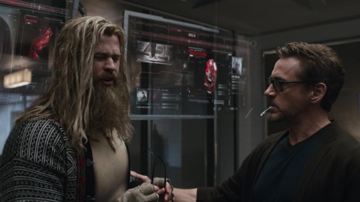  Tony Stark and "Fat" Thor discussing Infinity stones in Avengers: Infinity War. 