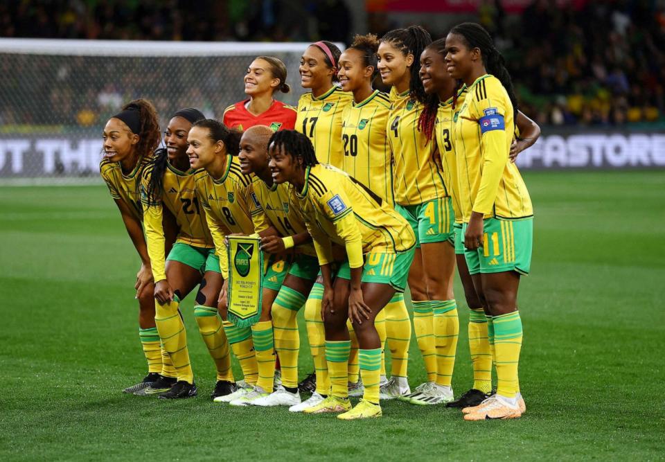 PHOTO: Jamaica players pose for a team group photo before the match, Melbourne Rectangular Stadium, Melbourne, Australia, Aug. 2, 2023 (Hannah Mckay/Reuters)