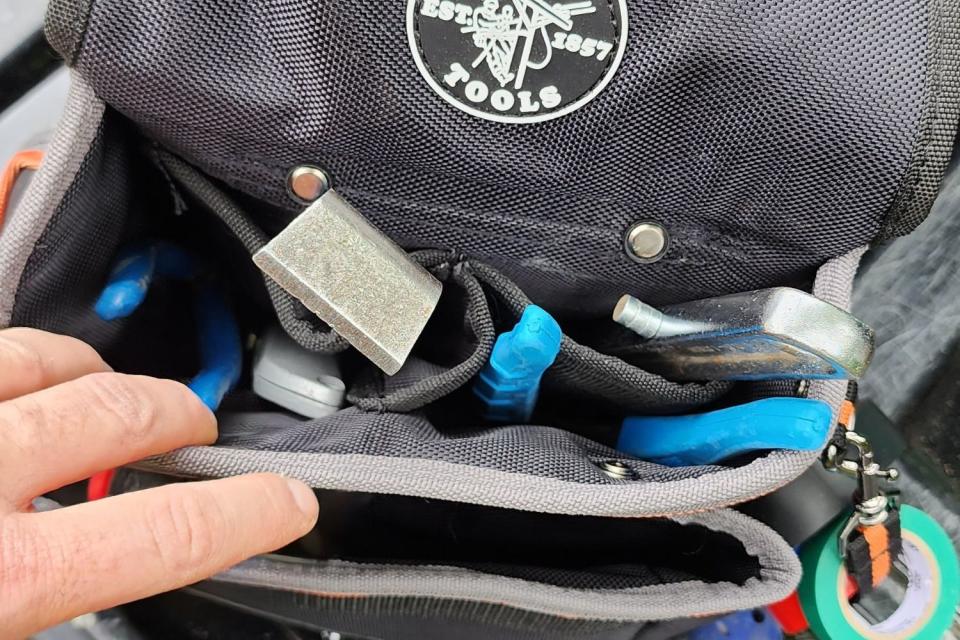 The Best Electrician Tool Belt Review