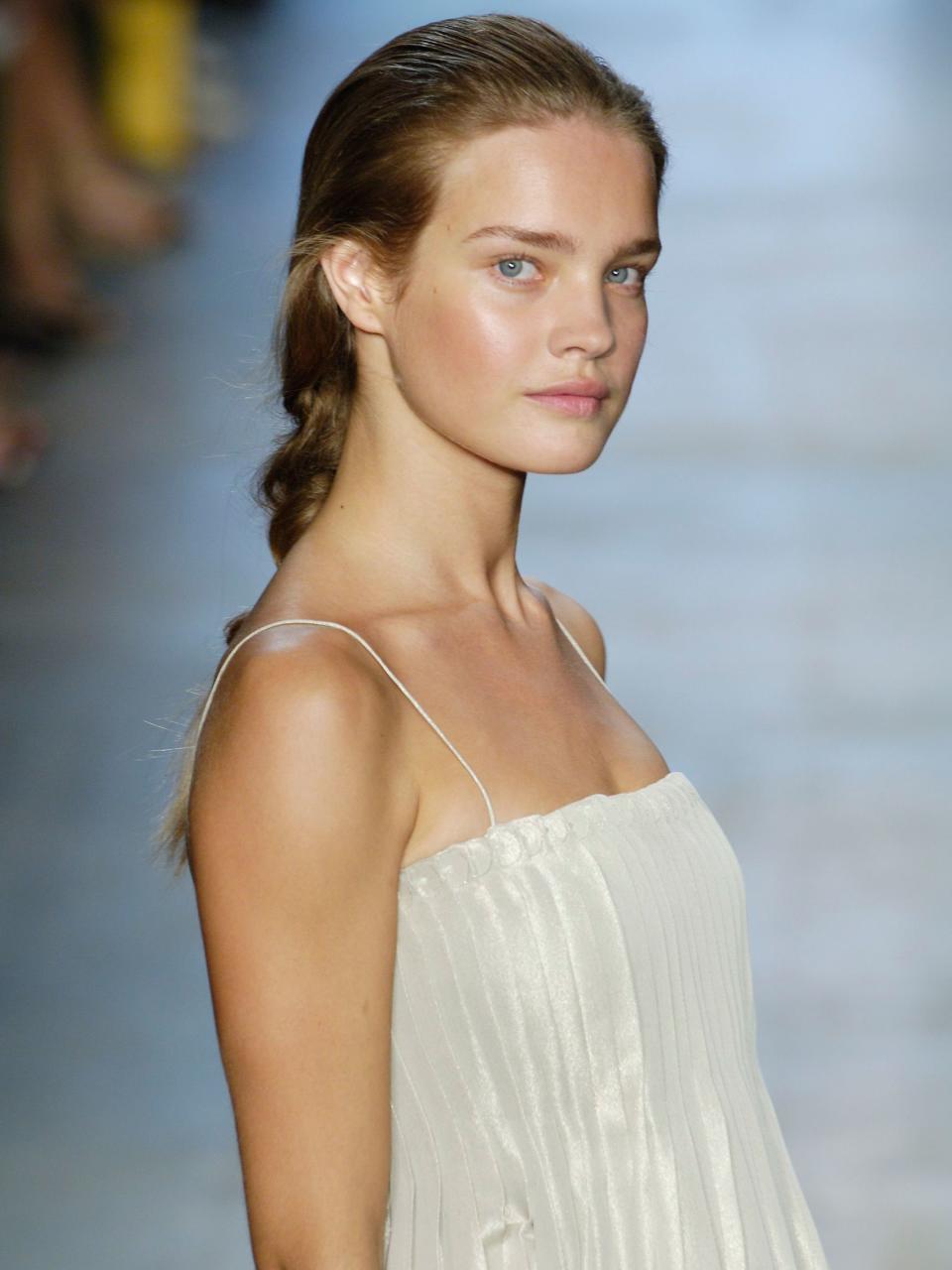 From a fresh-faced Kate Moss on the Spring 1994 runway to a subtle speck of silver in Fall 2017, less-is-more beauty has long reigned at Calvin Klein.