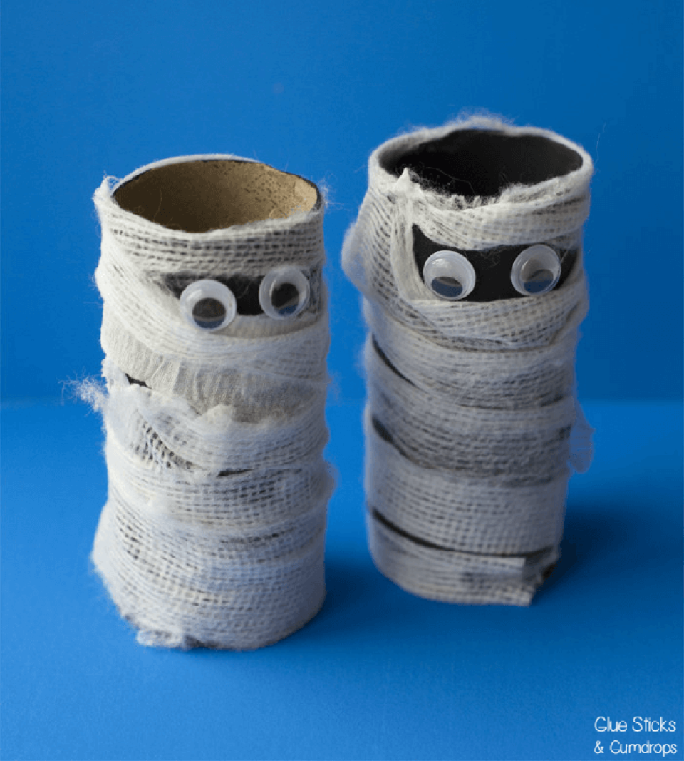 32) Toilet Paper Mummy Craft