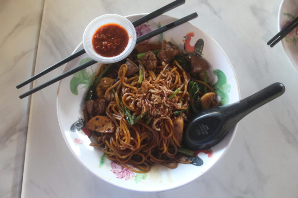 Sisters Place - Hokkien Mee