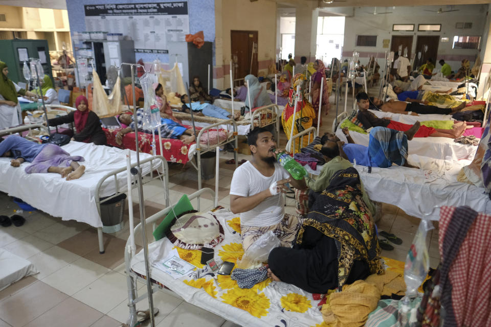 Patients suffering from dengue receive treatment at Mugda Medical College and Hospital in Dhaka, Bangladesh, Thursday, Aug. 10, 2023. (AP Photo/Mahmud Hossain Opu)
