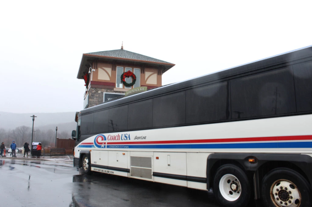 2023) Woodbury Common Premium Outlets Shopping Tour from Manhattan