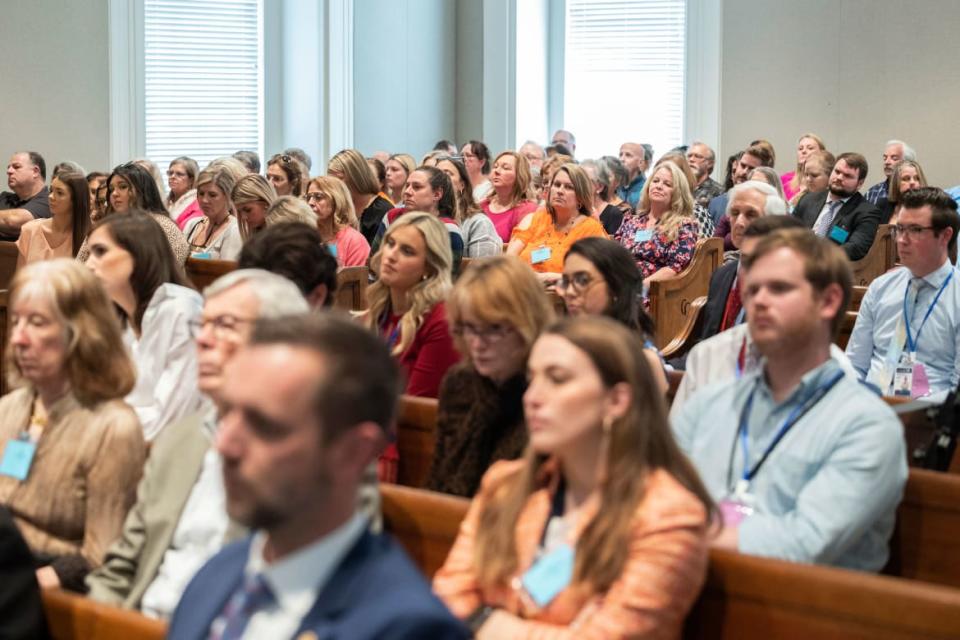 A photograph of the nearly full house of spectators watching the Alex Murdaugh's double murder trial at the Colleton County Courthouse after it was interrupted by a bomb threat on Wednesday, Feb. 8, 2023.