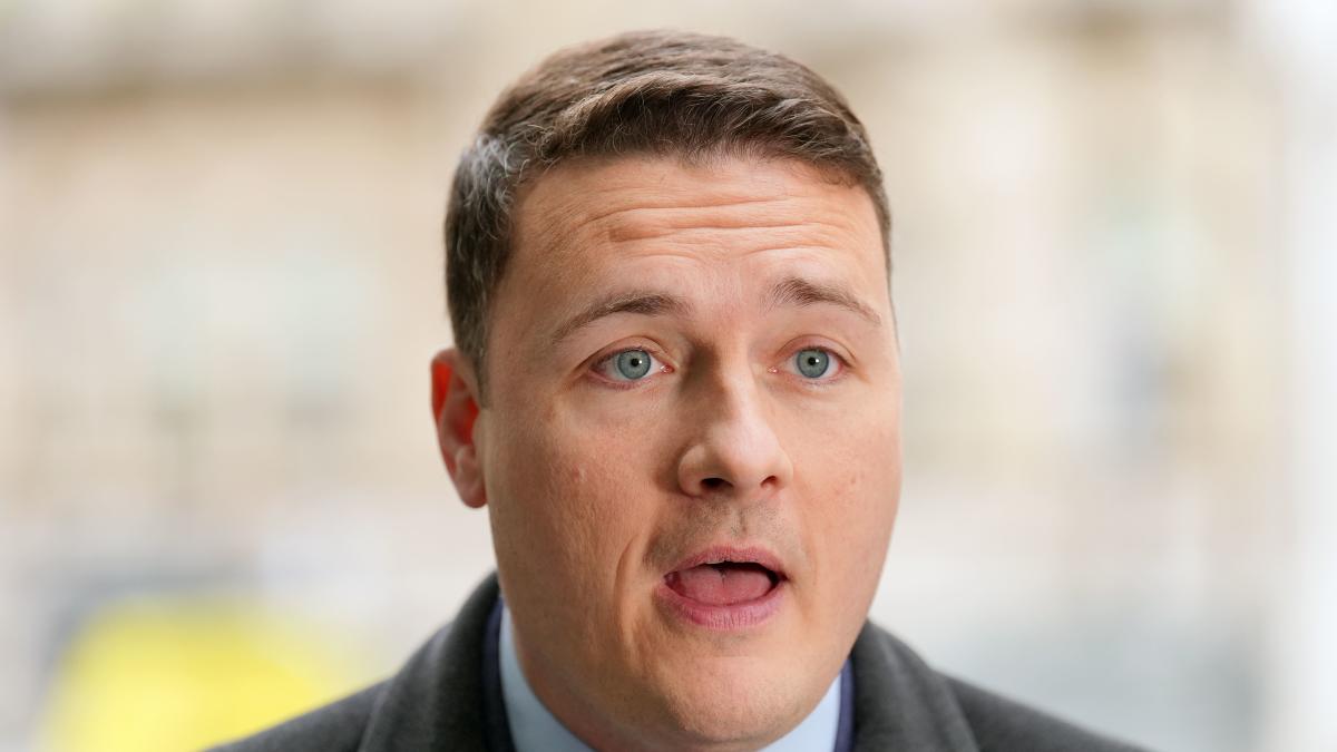 I do not travel alone on public transport since death threats – Streeting