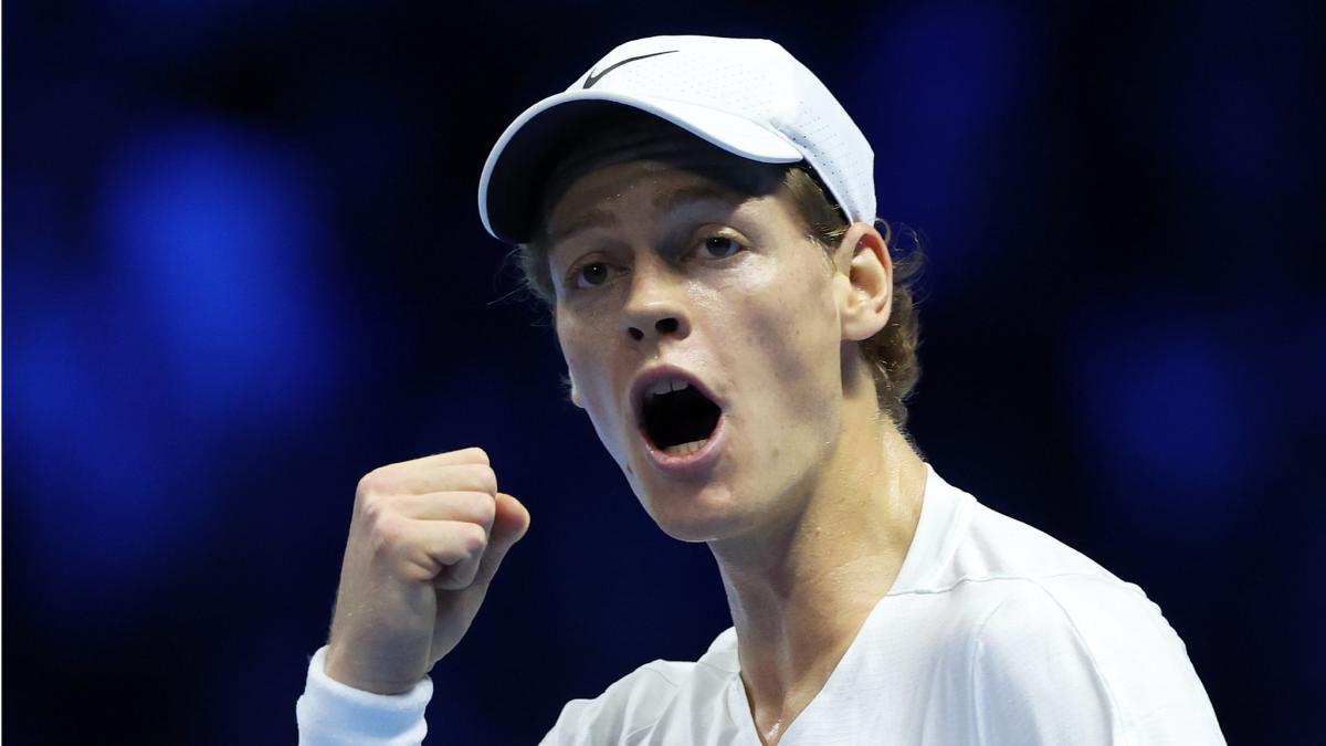 Jannik Sinner beats Daniil Medvedev 6-3, 6-7 (4-7), 6-1 to set up title shot