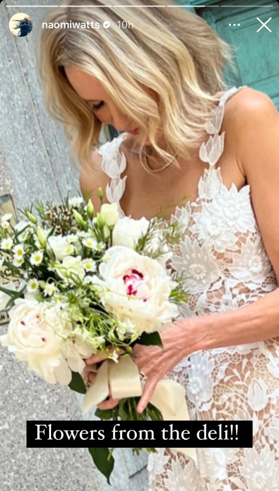 Naomi Watts wore an Oscar de la Renta dress for her nuptials, with flowers from a deli in New York (Instagram/Naomi Watts)