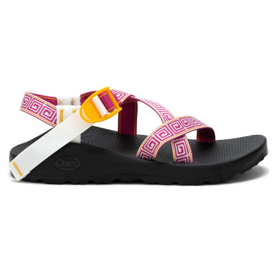 <p><a href="https://go.redirectingat.com?id=74968X1596630&url=https%3A%2F%2Fwww.chacos.com%2FUS%2Fen%2Fz-1-classic-sandal%2F24105W.html&sref=https%3A%2F%2Fwww.cosmopolitan.com%2Fstyle-beauty%2Ffashion%2Fg44693885%2Fbest-sandals-with-arch-support%2F" rel="nofollow noopener" target="_blank" data-ylk="slk:Shop Now;elm:context_link;itc:0;sec:content-canvas" class="link ">Shop Now</a></p><p>Z/1® Classic Sandal</p><p>$100.00</p><p>chacos.com</p>