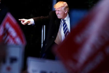 Republican presidential nominee Donald Trump speaks at a campaign event in Cedar Rapids, Iowa, U.S. October 28, 2016. REUTERS/Carlo Allegri