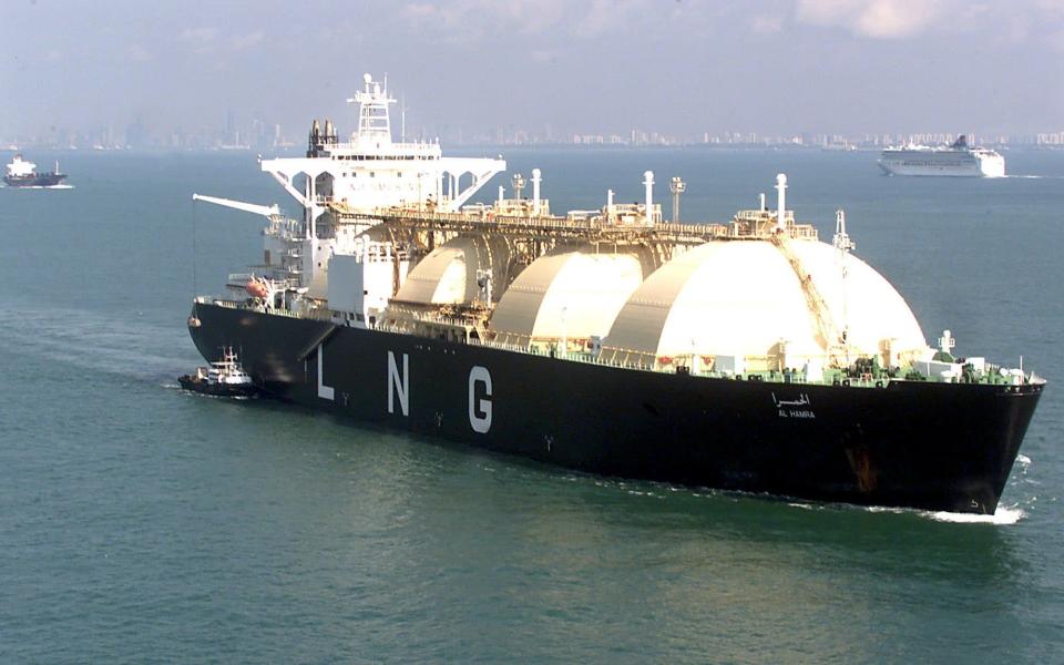 Shell defies doubters by predicting boom for liquefied natural gas