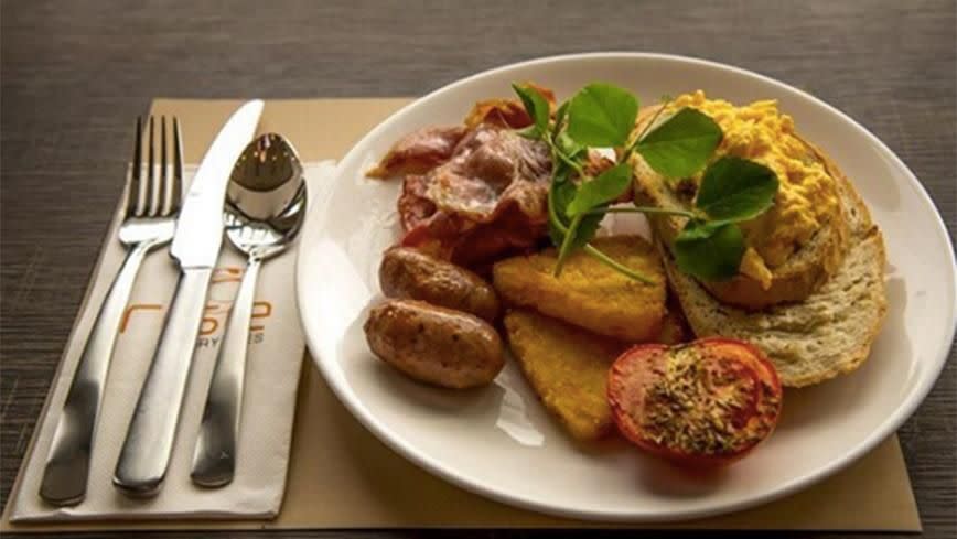 A hearty breakfast from the buffet. Photo: Rydges.