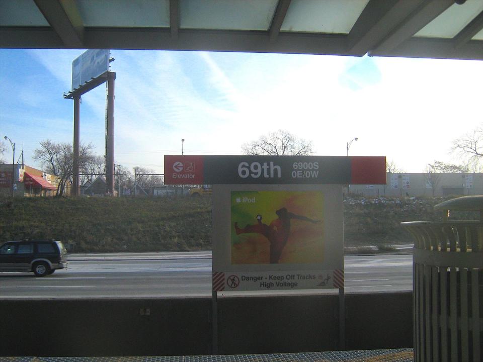 Chicago Red Line 69th street station