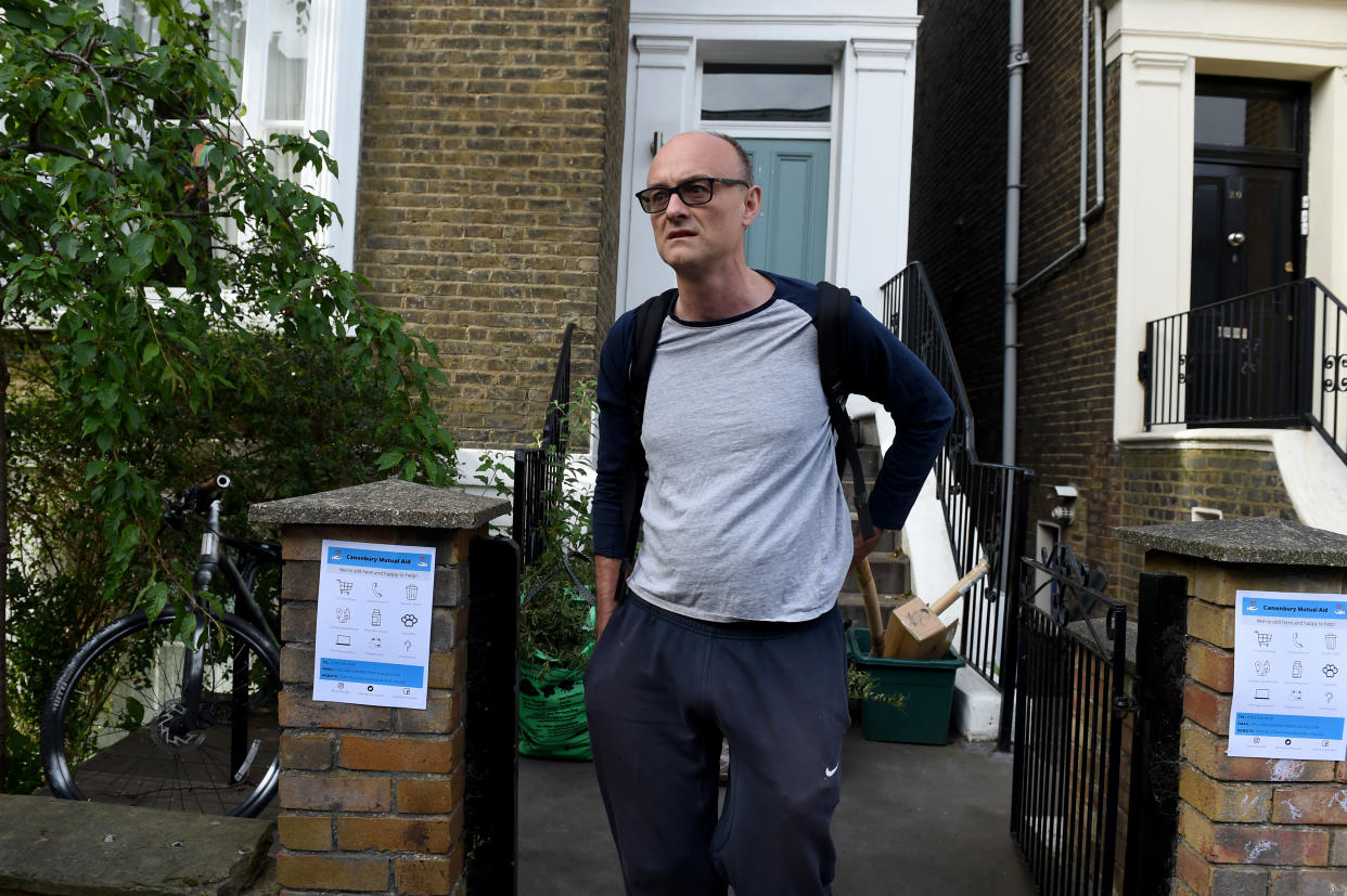 LONDON, ENGLAND - MAY 26: Chief Advisor to Prime Minister Boris Johnson, Dominic Cummings leaves his home on May 26, 2020 in London, England. On March 31st 2020 Downing Street confirmed to journalists that Dominic Cummings, senior advisor to British Prime Minister Boris Johnson, was self-isolating with COVID-19 symptoms at his home in North London. Durham police have confirmed that he was actually hundreds of miles away at his parent's house in the city having travelled with his wife and young son. (Photo by Kate Green/Anadolu Agency via Getty Images)