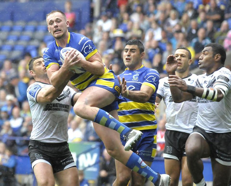 Warrington Guardian: atrapar el balón para anotar en la victoria de la semifinal de la Challenge Cup 2019 sobre el Hull FC