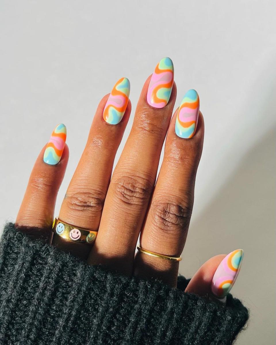 <h1 class="title">swirl-nails-2024-nail-trends.jpg</h1><cite class="credit">Instagram / @brushedbyb\_</cite>