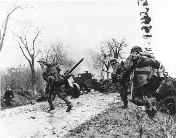 16. Battle of the Bulge - December 1944 to January 1945