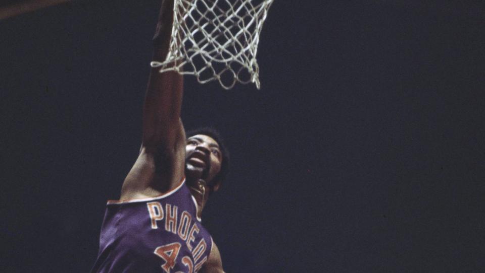 Hall of Fame forward Connie Hawkins died Friday at the age of 75. (NBC Sports)