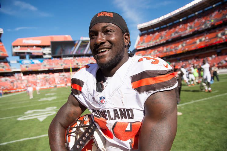 Browns running back Isaiah Crowell made a sizable donation to the Dallas Fallen Officer Foundation. (Getty Images)