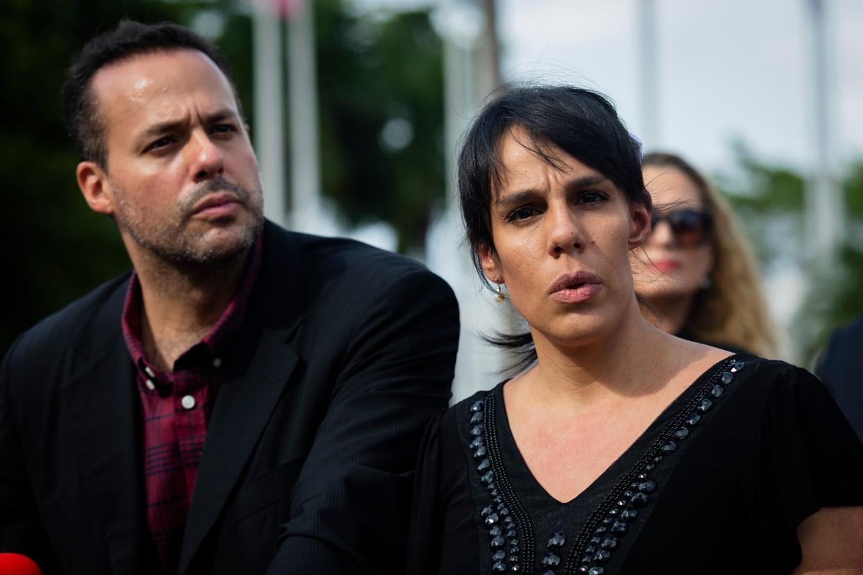 Marysol Sosa, hija del cantante José José, junto a su hermano José Joel Sosa (Getty Images)