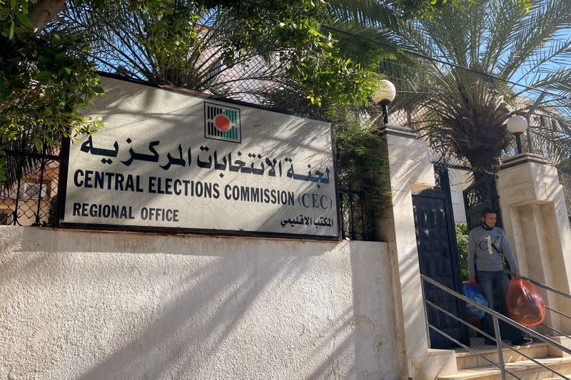 Rival factions agree on procedures for Palestinian elections