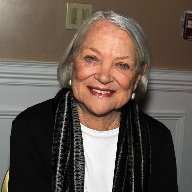 Fallece Louise Fletcher a los 88 años credit:Bang Showbiz