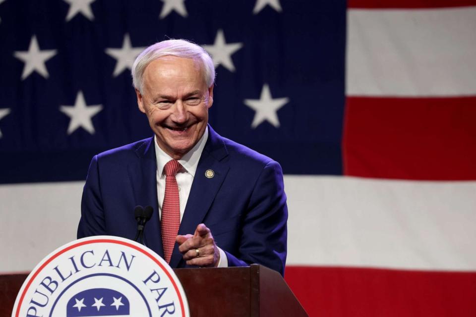 PHOTO: Republican presidential candidate former Arkansas Governor Asa Hutchinson speaks to guests at the Republican Party of Iowa 2023 Lincoln Dinner, July 28, 2023 in Des Moines, Iowa. (Scott Olson/Getty Images)