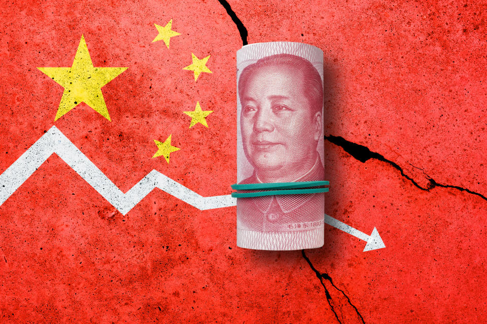 The recent surge in Chinese stocks hit the pause button on Tuesday after Beijing failed to roll out another big stimulus package, a surprise to investors hoping to add more fuel to the unprecedented rally. (Courtesy: Getty Images)