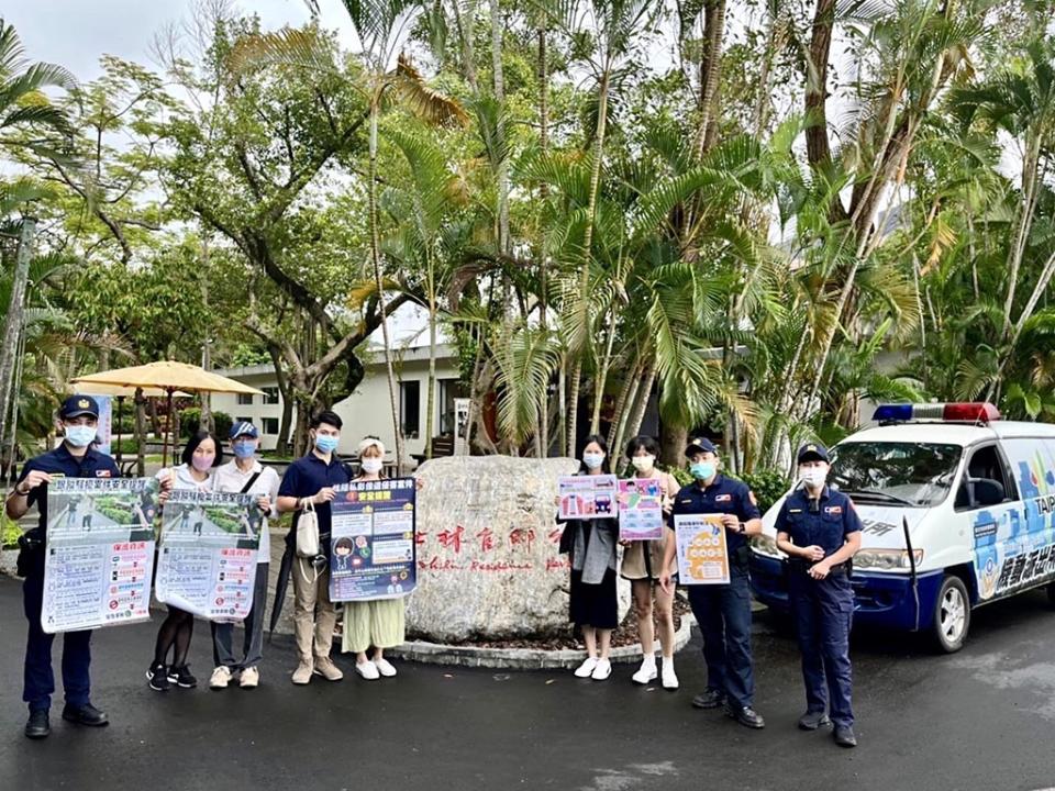 臺北市保安警察大隊藉由宣導活動，提升民眾自我防衛意識及求助管道的認知，以強化自我保護能力及減少社會隱患。