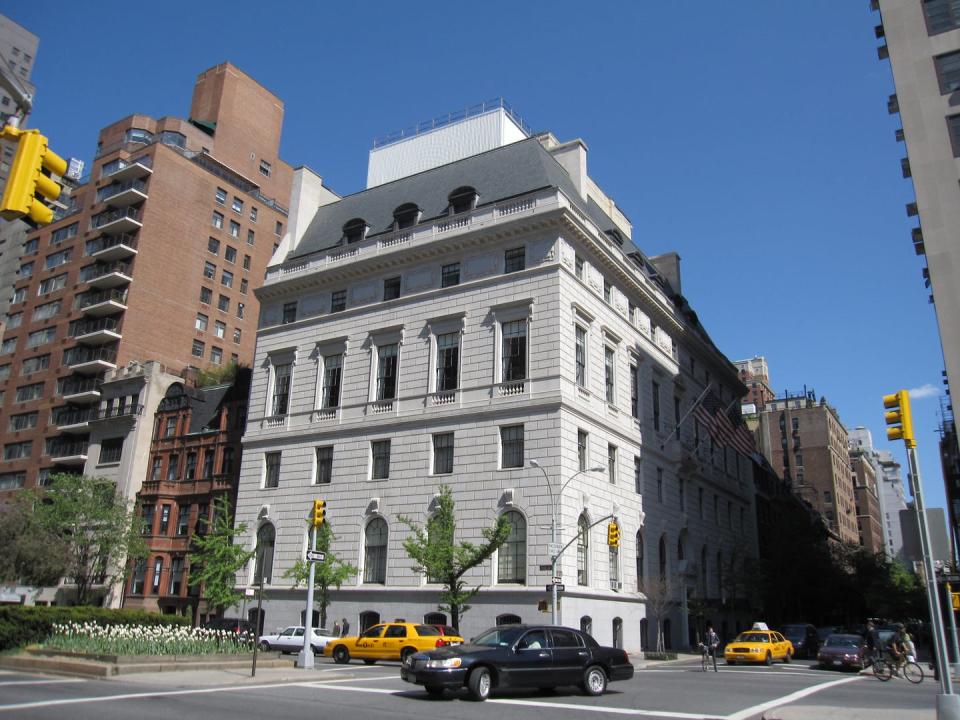 <span class="caption">New York City’s Union Club served an early version of the club sandwich that was a hit.</span> <span class="attribution"><a class="link " href="https://upload.wikimedia.org/wikipedia/commons/5/59/Union_Club_NYC_003.JPG" rel="nofollow noopener" target="_blank" data-ylk="slk:Gryffindor;elm:context_link;itc:0;sec:content-canvas">Gryffindor</a>, <a class="link " href="http://creativecommons.org/licenses/by-sa/4.0/" rel="nofollow noopener" target="_blank" data-ylk="slk:CC BY-SA;elm:context_link;itc:0;sec:content-canvas">CC BY-SA</a></span>