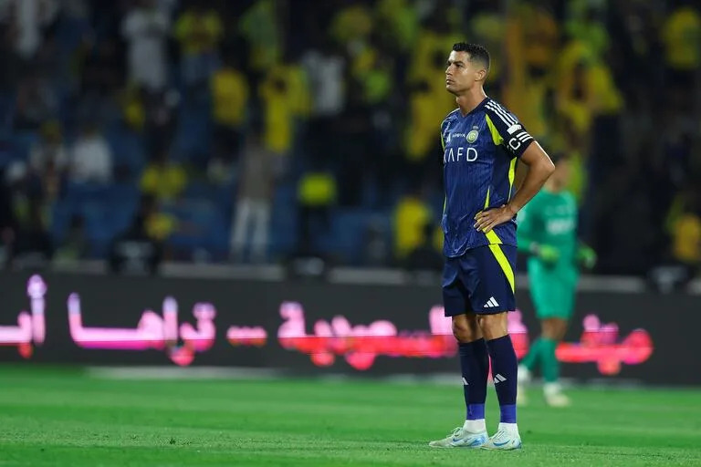 CR7 no reaccionó cuando los hinchas de Al-Hilal le gritaron 