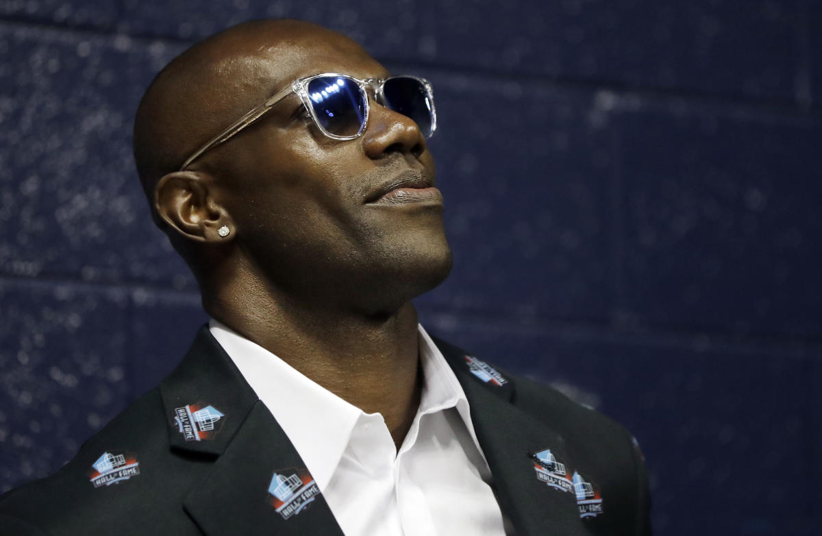 BENCH ELI MANNING! Terrell Owens rips into Giants QB – New York Daily News