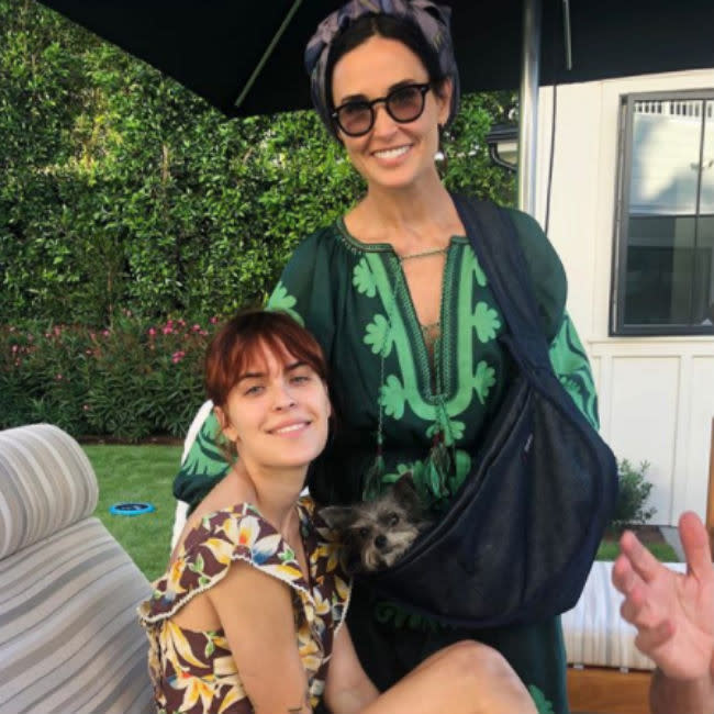 Tallulah Willis con su madre Demi Moore credit:Bang Showbiz