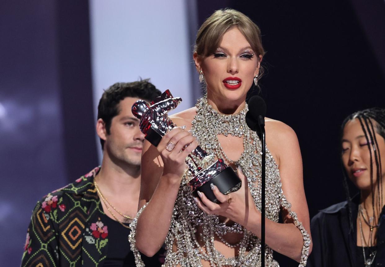 Taylor Swift gewann bei der Verleihung der MTV Video Music Awards den Preis für das beste Video des Jahres. (Bild: 2022 Getty Images/Theo Wargo)