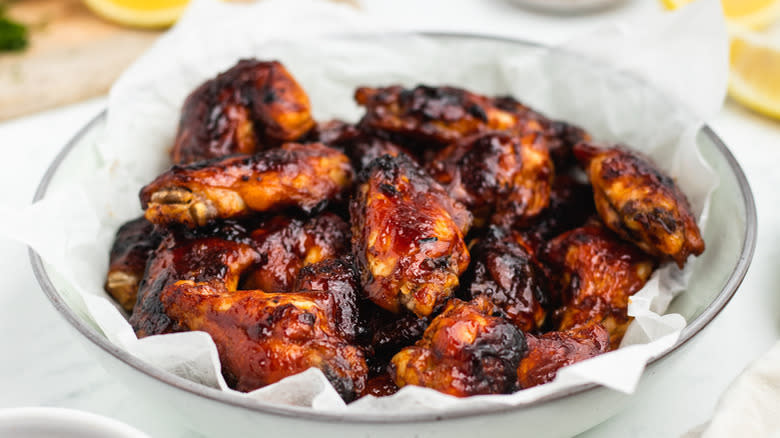 chicken wings in bowl