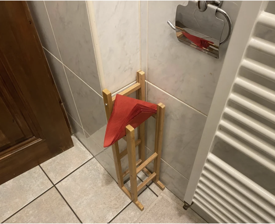 Napkins on the toilet paper stand