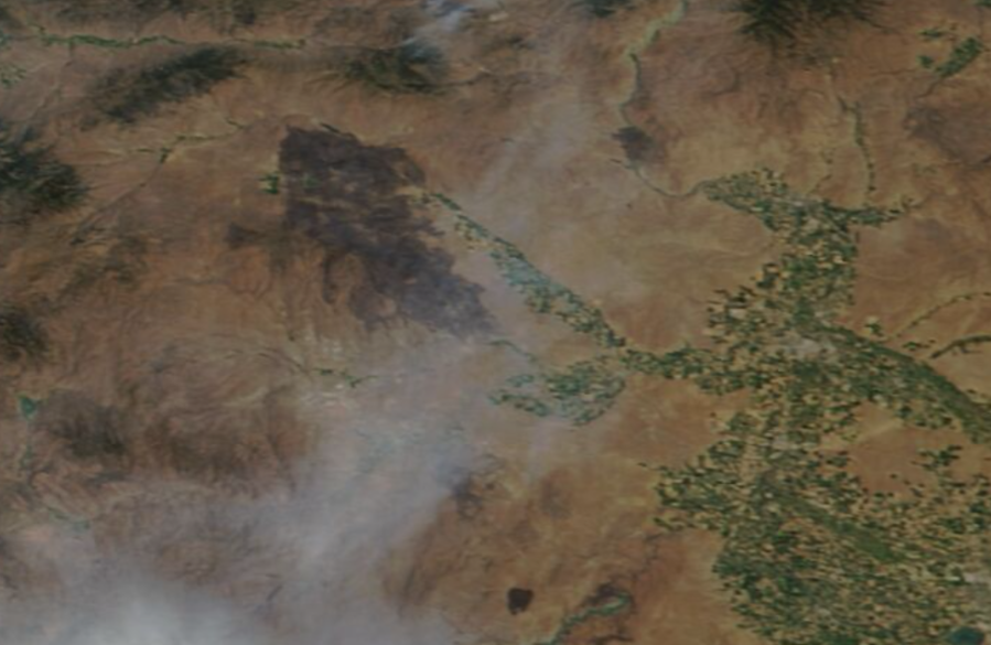 The burn scar of the Cow Valley Fire. (NASA Worldview)