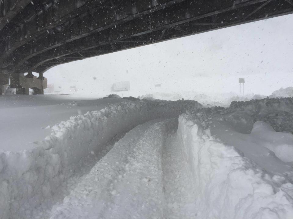 (NY State Police/Facebook) Snow covered highway in Buffalo November 2014