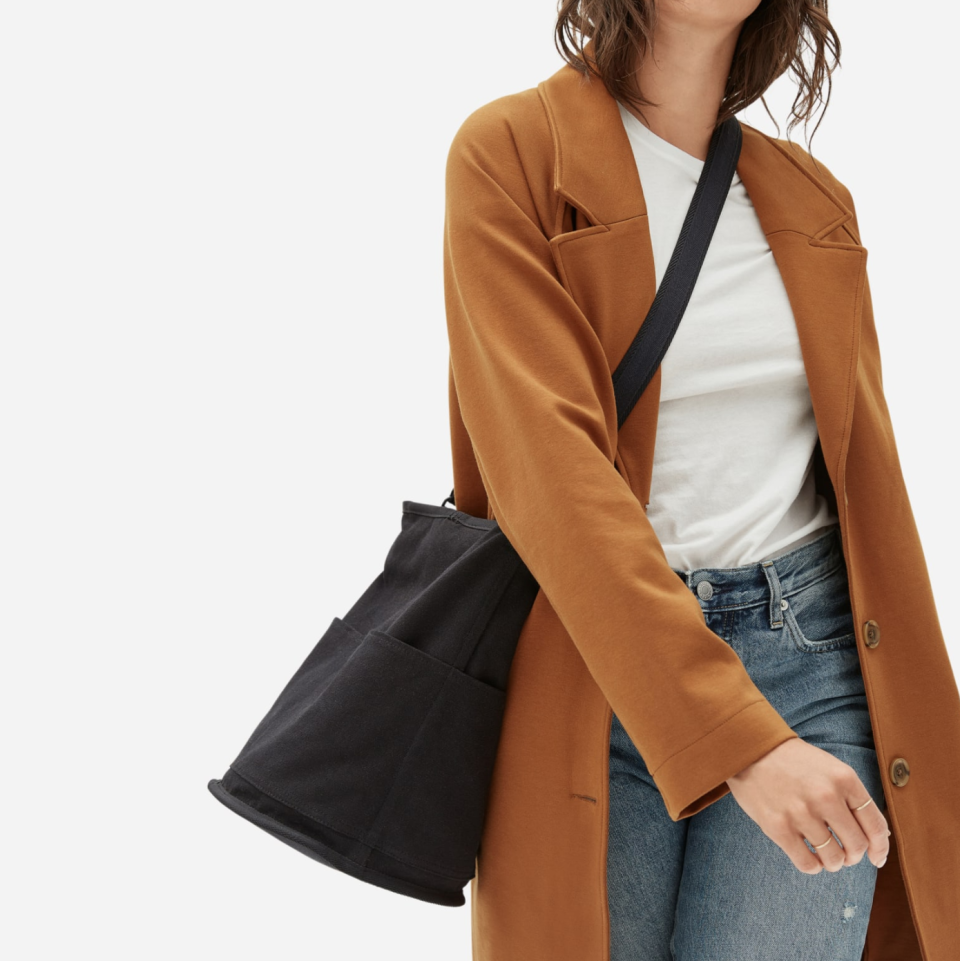 Everlane Women's Lantern Bag in Black