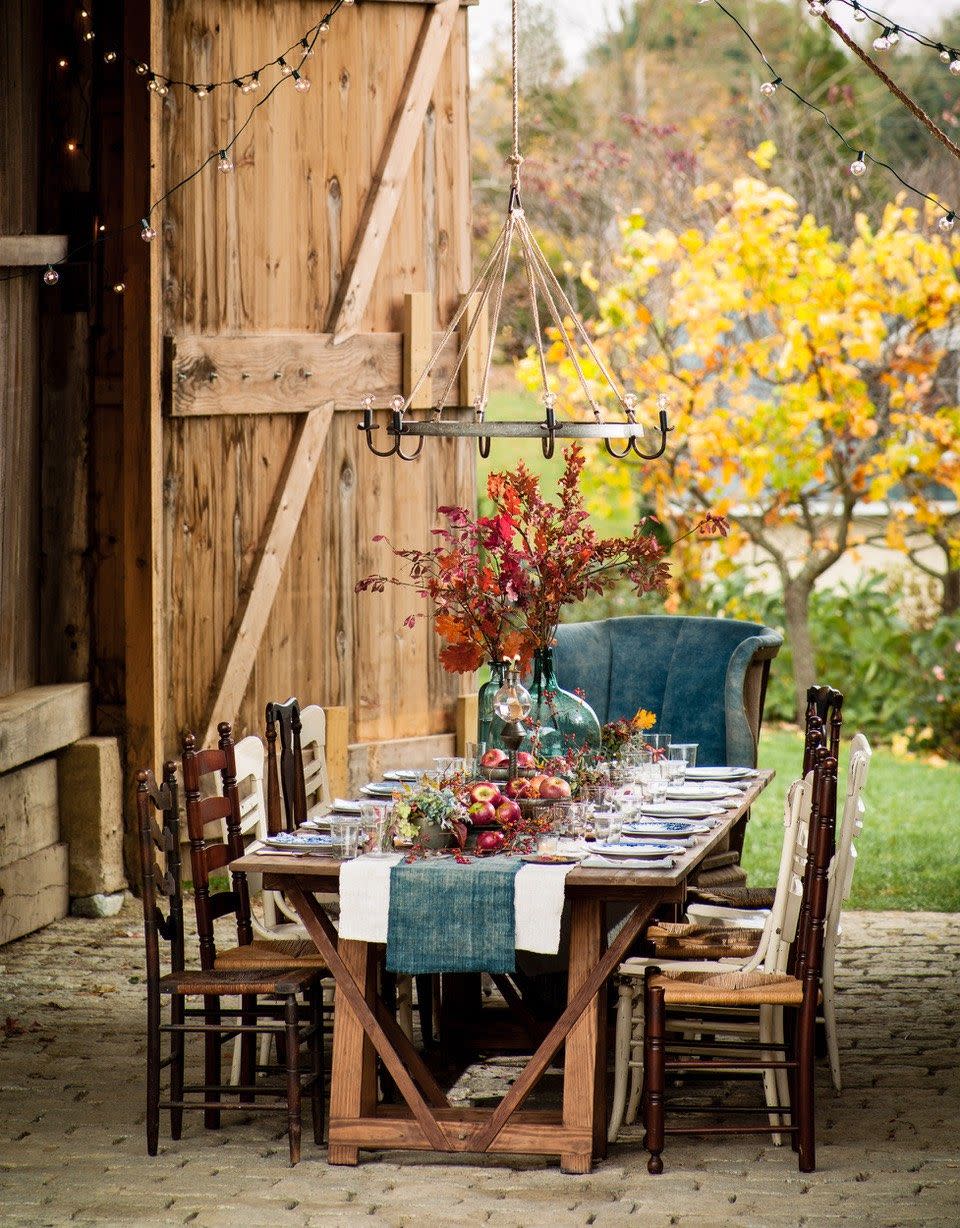 <p>The crisp hint of fall in those cool, late-summer mornings signals that it's time to embrace <a href="https://www.veranda.com/luxury-lifestyle/g32894313/fall-home-decor-ideas/" rel="nofollow noopener" target="_blank" data-ylk="slk:cozy decorating schemes;elm:context_link;itc:0;sec:content-canvas" class="link ">cozy decorating schemes</a> and begin anticipating the advent (and, okay, madness) of the holiday season. This year, we're going all out with our <a href="https://www.veranda.com/decorating-ideas/g25136823/thanksgiving-table-setting-decor-ideas/" rel="nofollow noopener" target="_blank" data-ylk="slk:Thanksgiving tables;elm:context_link;itc:0;sec:content-canvas" class="link ">Thanksgiving tables</a>, from the bountiful spread and <a href="https://www.veranda.com/food-recipes/g33548513/thanksgiving-cocktails/" rel="nofollow noopener" target="_blank" data-ylk="slk:festive cocktails;elm:context_link;itc:0;sec:content-canvas" class="link ">festive cocktails</a> to the design scheme and Thanksgiving centerpieces to create holiday memories for years to come. </p><p>Whether you're using the long weekend to take a <a href="https://www.veranda.com/travel/g33575248/thanksgiving-destinations/" rel="nofollow noopener" target="_blank" data-ylk="slk:holiday getaway;elm:context_link;itc:0;sec:content-canvas" class="link ">holiday getaway</a> or are <a href="https://www.veranda.com/luxury-lifestyle/entertaining/a34453890/outdoor-thanksgiving-ideas/" rel="nofollow noopener" target="_blank" data-ylk="slk:hosting your family in the backyard;elm:context_link;itc:0;sec:content-canvas" class="link ">hosting your family in the backyard</a>, an elegant Thanksgiving centerpiece will tie your table together seamlessly. Something as humble as a centerpiece made with goods from the garden and your local farmers market can turn a simple setting into something spectacular that will spark memories for a lifetime. However, you're also allowed to stray from tradition to create a colorful, chic holiday table that best reflects you and your family. Here, we have several Thanksgiving centerpiece ideas to ensure your next holiday feast is a stunner beyond the turkey.</p>