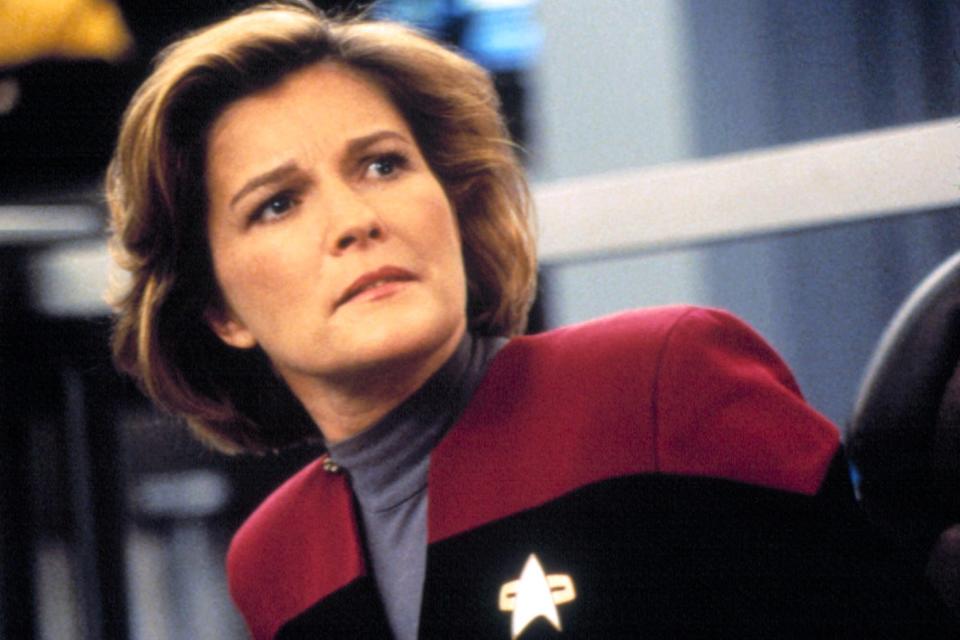 STAR TREK: VOYAGER