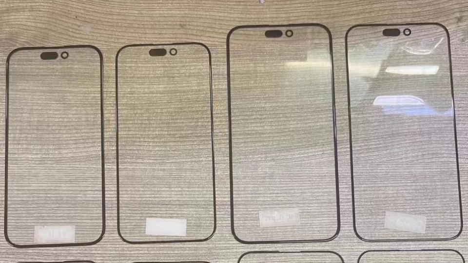 An alleged image of the different displays and screen protectors for the iPhone 15, iPhone 15 Pro, iPhone 15 Plus and iPhone 15 Pro Max.