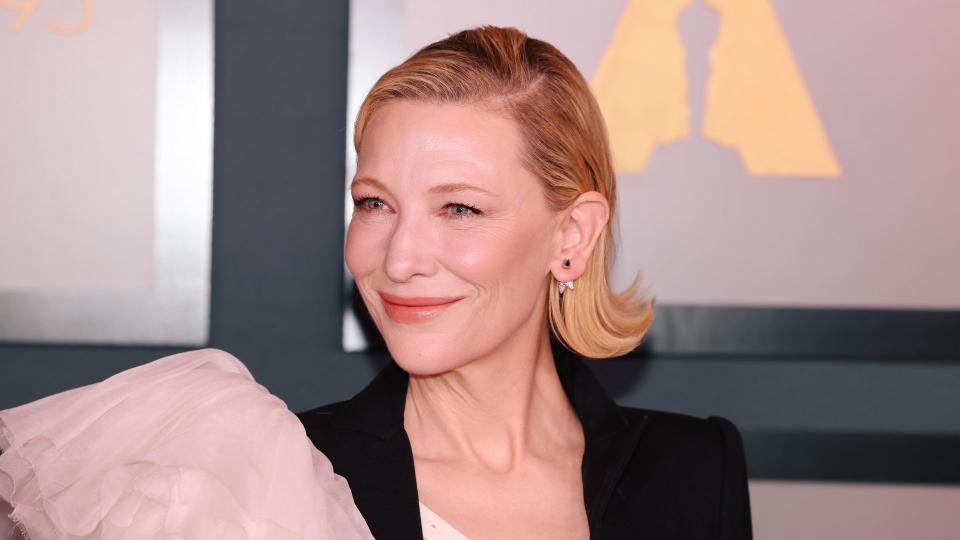 cate blanchett with a shiny bob