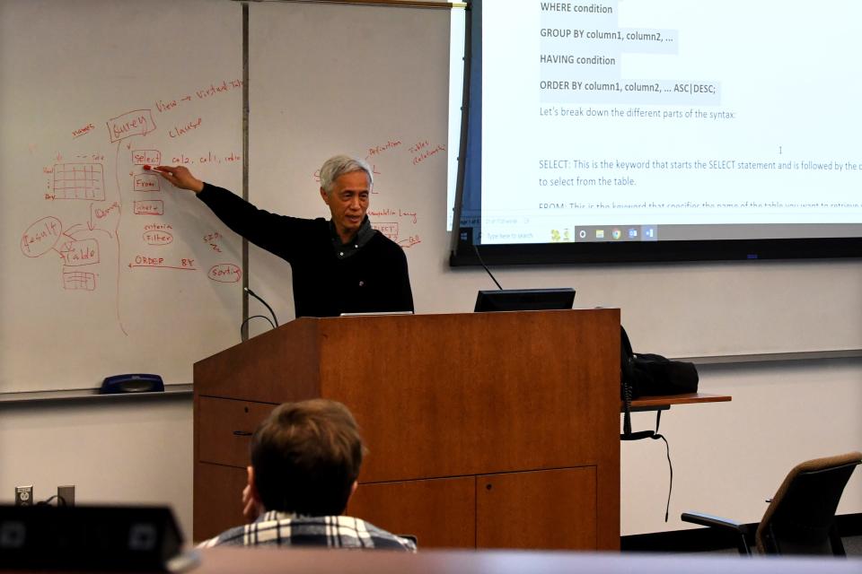 Business Professor Minder Chen discusses ChatGPT during a class on Thursday, March 30, 2023, at CSU Channel Islands where he teaches a course on management information systems.