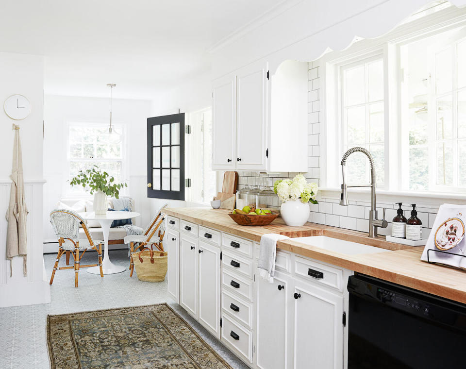 Bowen’s renovation of her rental home’s kitchen was her first project after pivoting her blog to focus on design